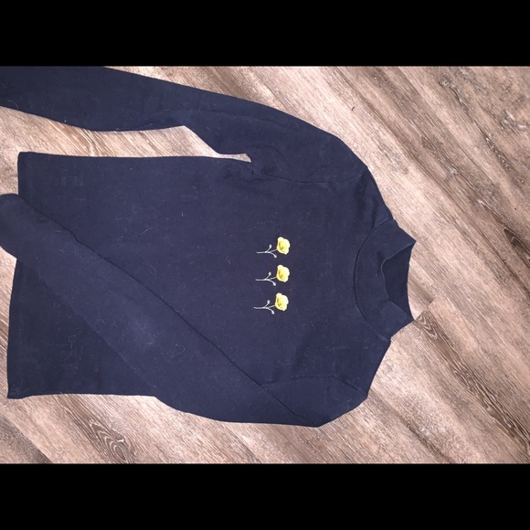 Brandy Melville long sleeve - Picture 1 of 2